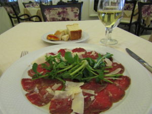beef carpaccio moon palace gondola
