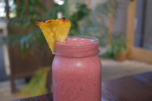 maui hawaii pineapple smoothie