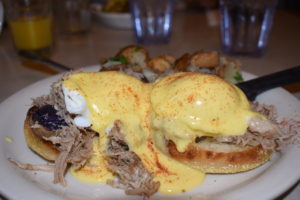 eggs benedit kalua pork hawaii