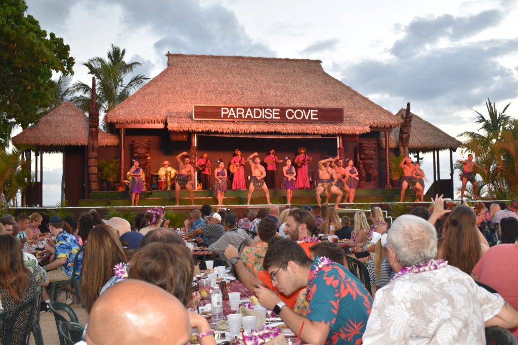 oahu hawaii paradise cove lei