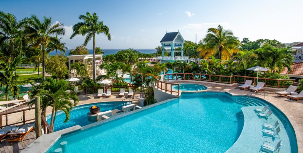 Sandals Dunn's River pool