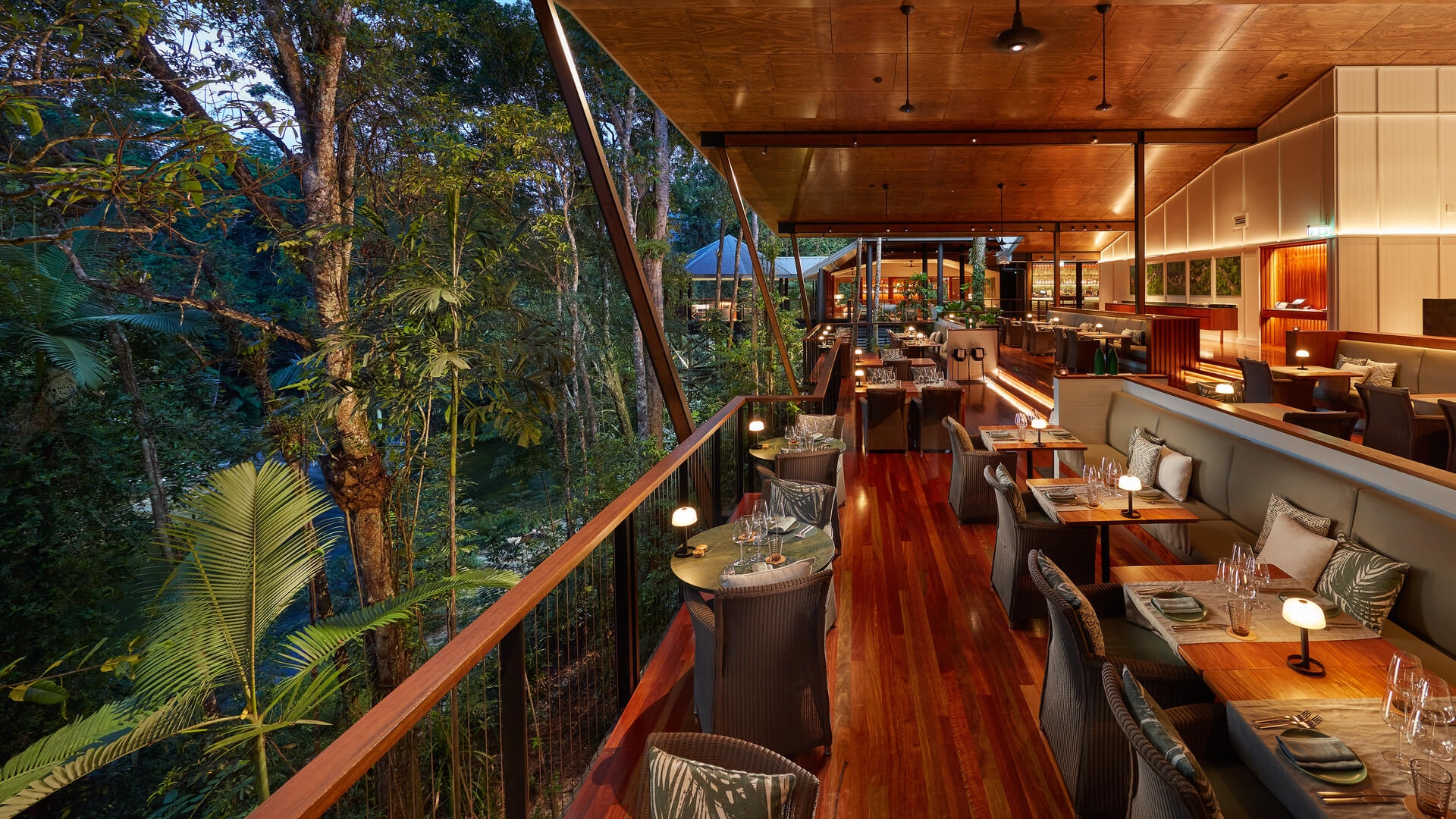 Silky Oaks Treehouse Cairns